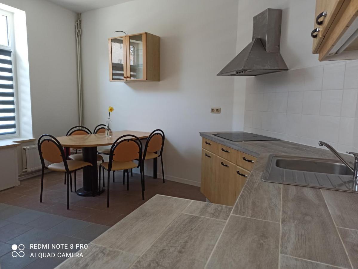 דירות גמבלו Loft Cosi A Proximite Du Centre Geographique Belge מראה חיצוני תמונה
